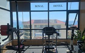 Ronal Hotel